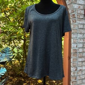 LuLaRoe Classic T, size L, Heather Gray